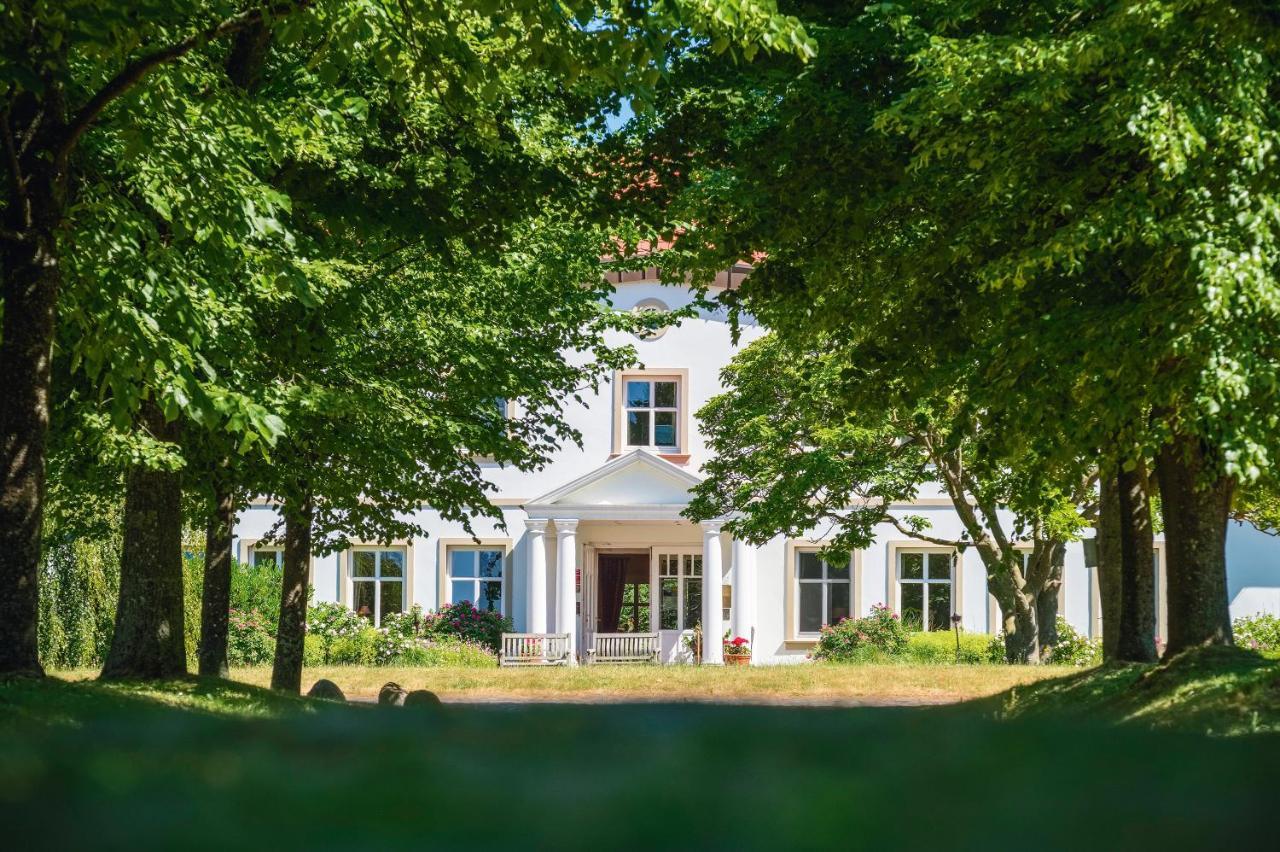 Relais & Chateaux Gutshaus Stolpe Hotel Stolpe an der Peene Kültér fotó