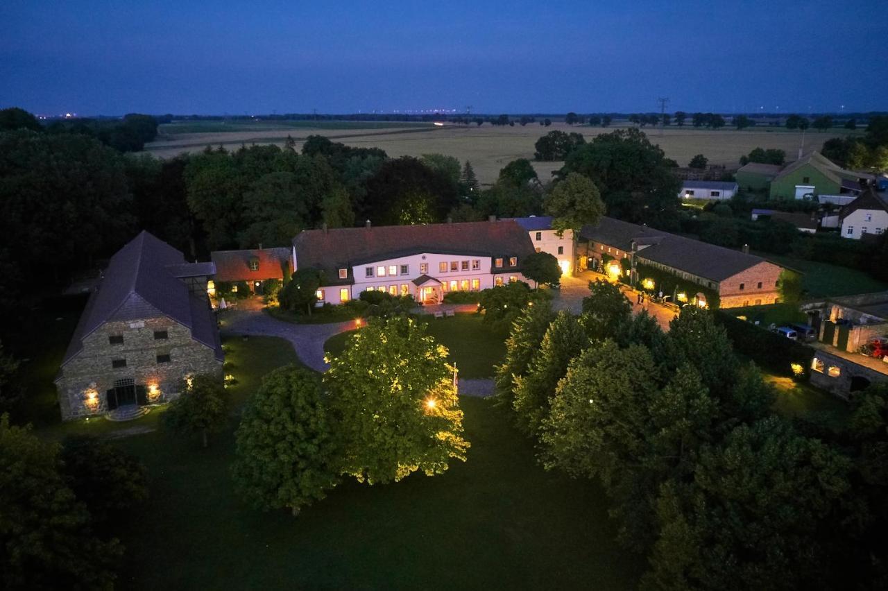 Relais & Chateaux Gutshaus Stolpe Hotel Stolpe an der Peene Kültér fotó