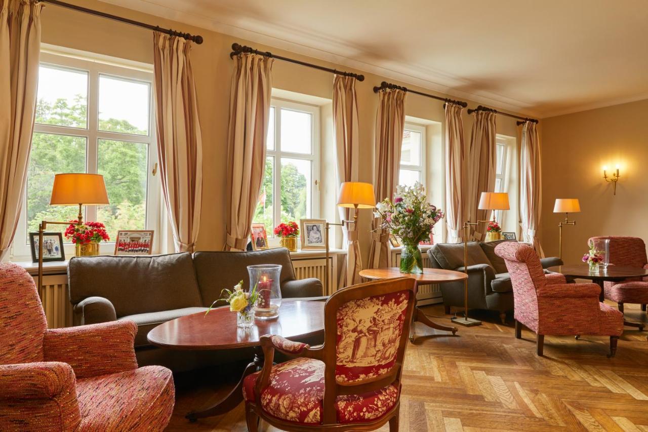 Relais & Chateaux Gutshaus Stolpe Hotel Stolpe an der Peene Kültér fotó